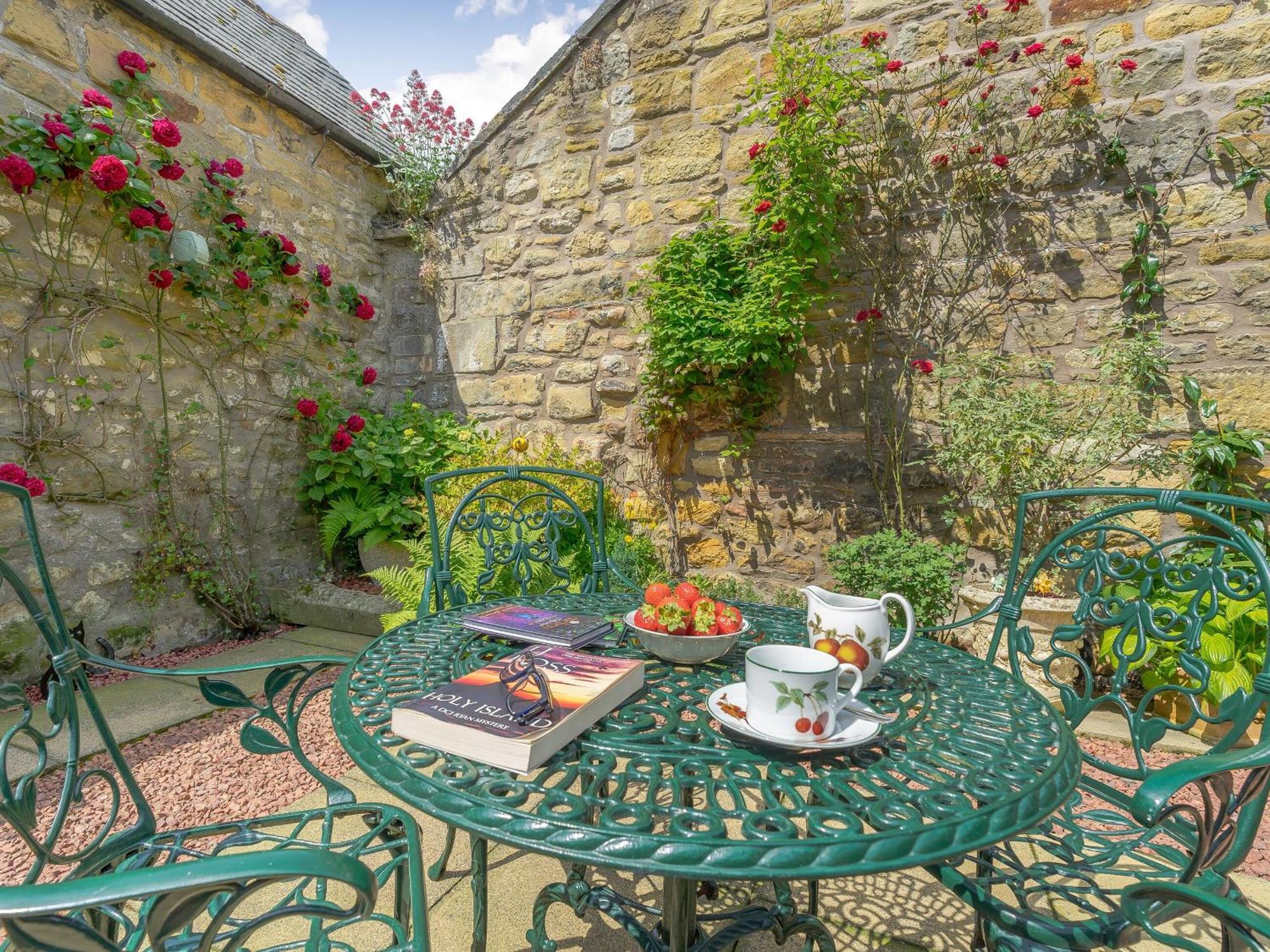 Harrys Den Villa Alnwick Exterior photo