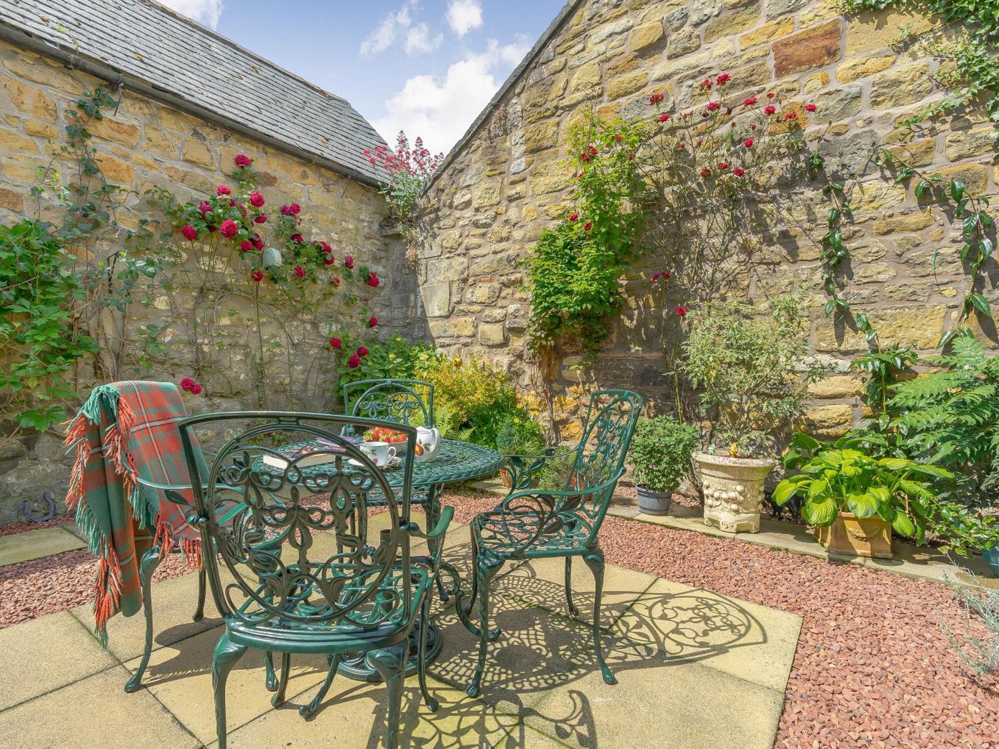 Harrys Den Villa Alnwick Exterior photo